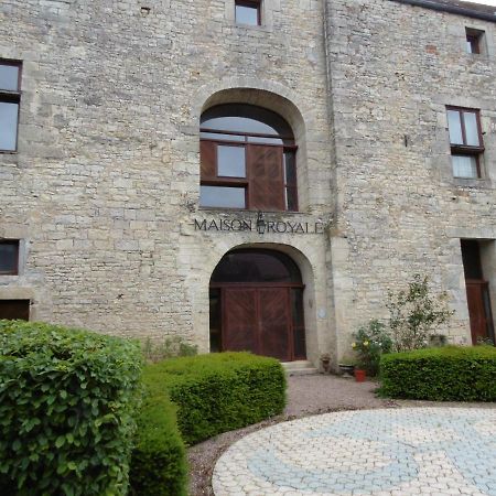 La Maison Royale Pesmes Bagian luar foto
